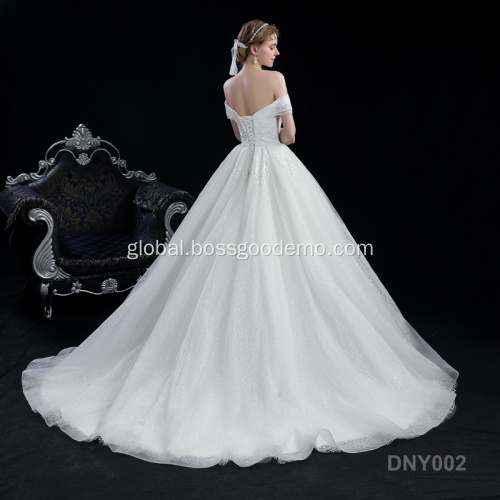 China Classic and elegant design large size a-line off-shoulder short-sleeved and lace tail wedding dress plus size Manufactory